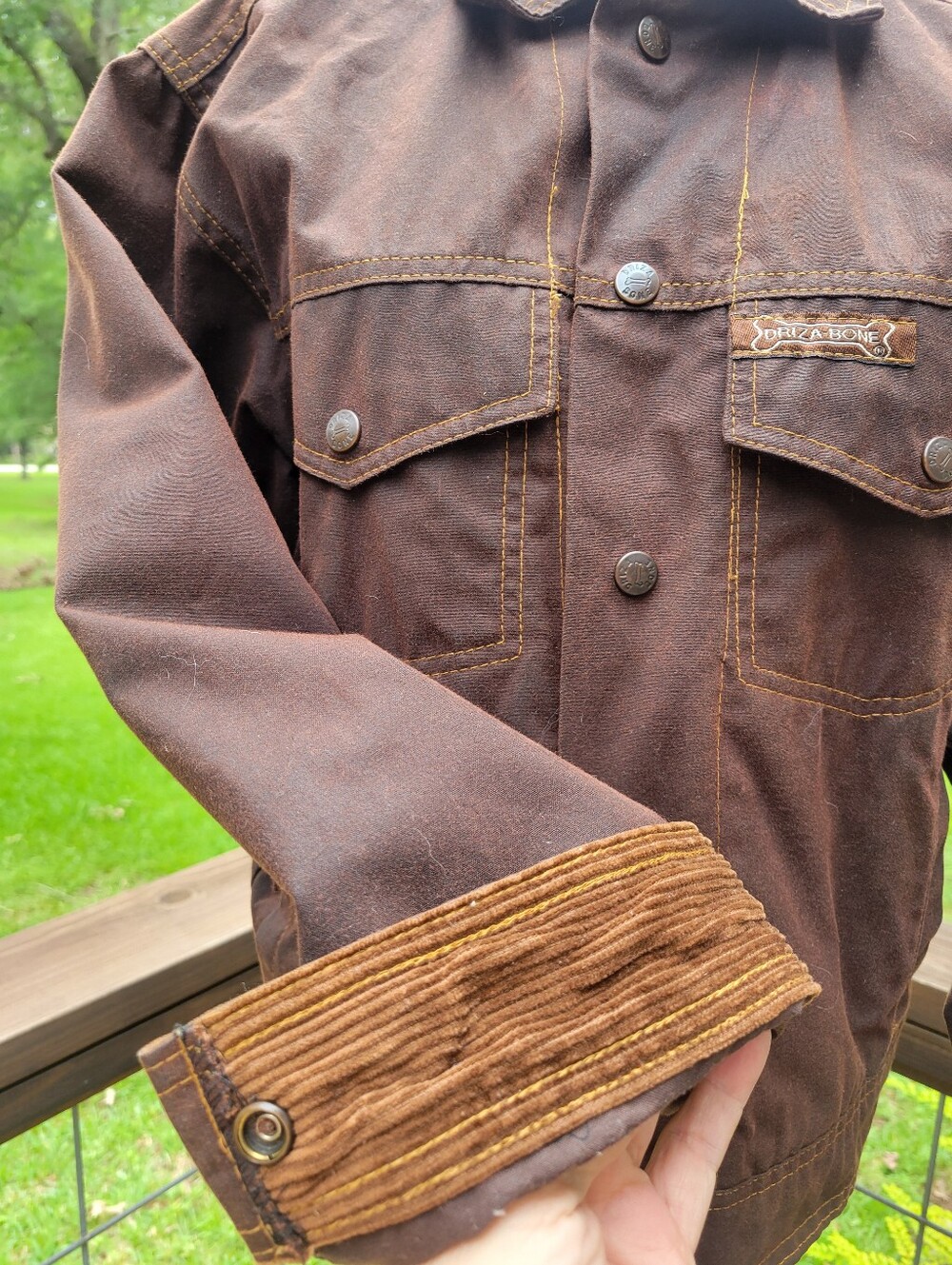 Unisex Driza-Bone Brown Waxed Canvas Field Jacket - Picture 4 of 9